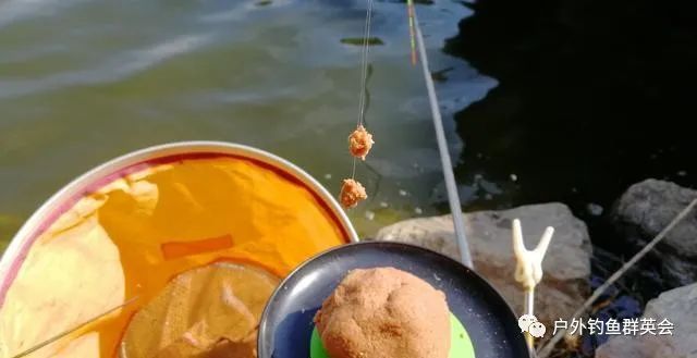 怎么綁小號魚鉤_小號魚鉤快綁法視頻_小號魚鉤的綁法圖解