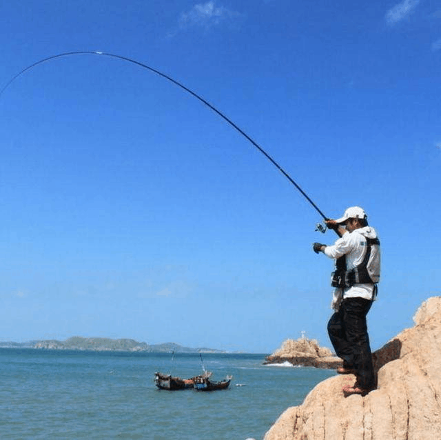 江河海竿釣魚視頻大全_江河海桿怎樣釣魚視頻_釣江河海竿適合多長的