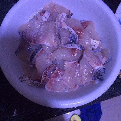 做酸菜魚的淀粉可以用地瓜粉嗎_做酸菜魚用什么淀粉?_酸菜魚淀粉要用什么淀粉