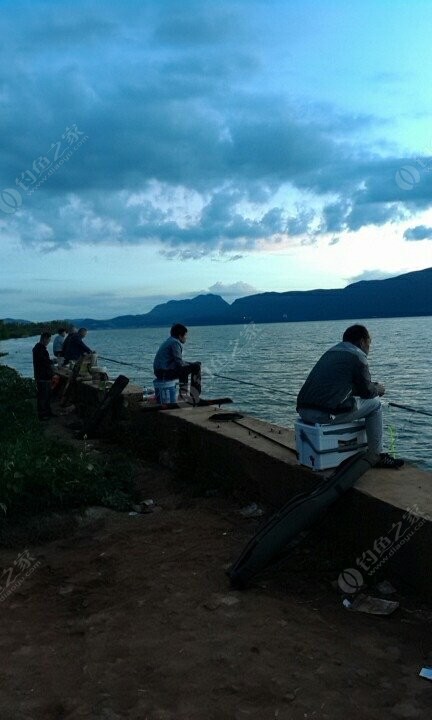 釣魚發燒友魚神怎么發現_發一條大家沒看過的神魚釣魚之家_釣魚發燒友魚神魚餌有什么用