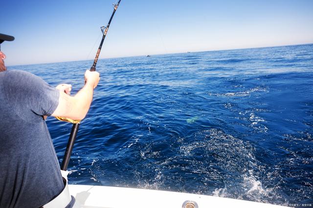 海釣介紹_海釣簡介_分享海釣的樂趣