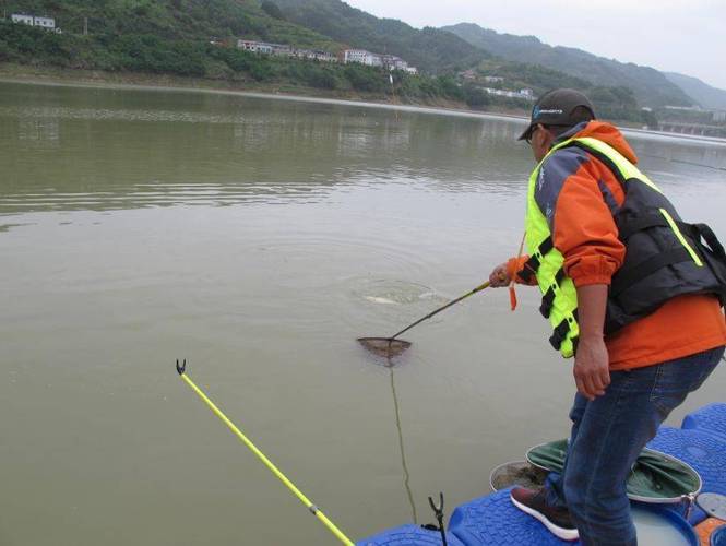 許家崖水庫釣魚攻略：大壩、灣子、淺灘最佳釣魚點推薦