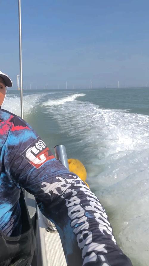漁村兄弟深海釣魚視頻_海釣視頻漁村兄弟_漁村兄弟釣魚視頻