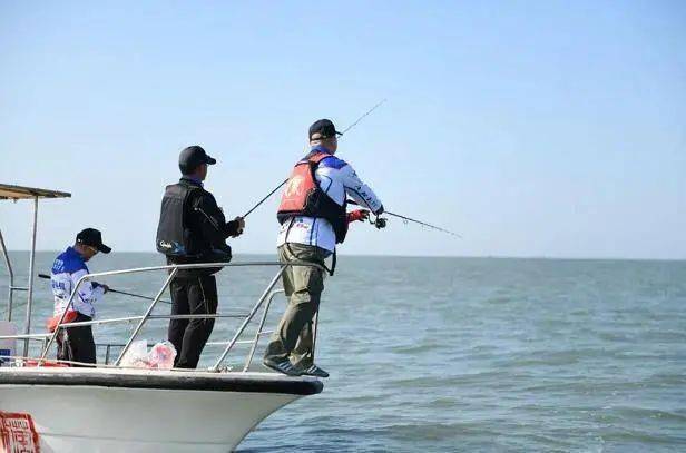 海釣視頻漁村兄弟_漁村兄弟深海釣魚視頻_漁村兄弟釣魚視頻