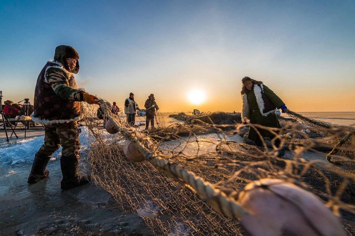 查干湖冬季捕魚_不求人鍵位圖_奇游手游加速器會員領取