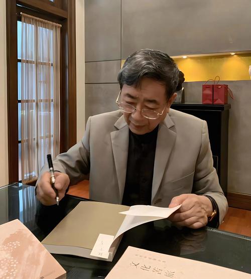 垂釣余秋雨閱讀理解_垂釣余秋雨讀后感300_余秋雨的垂釣讀后感