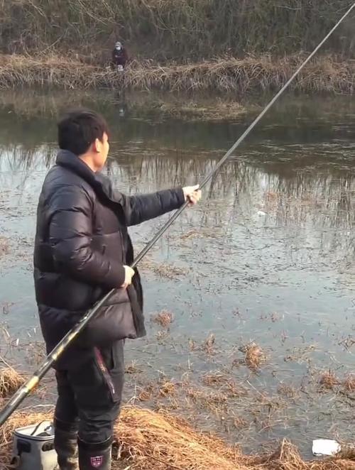短竿長線釣法_長竿短線釣魚狀態分析必看_桿短線長怎么釣