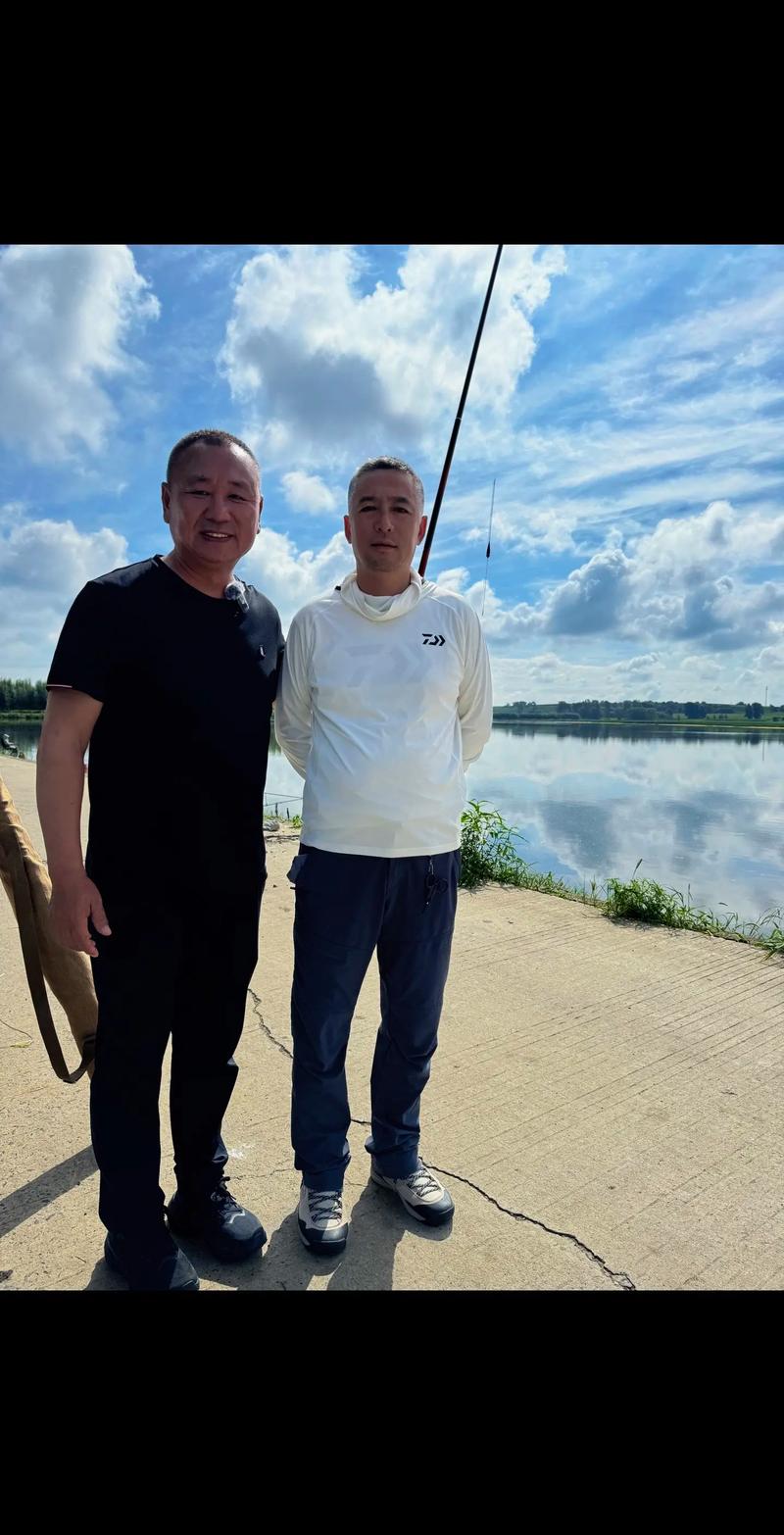 鉤尖江湖小崔釣魚視頻怎么沒有了