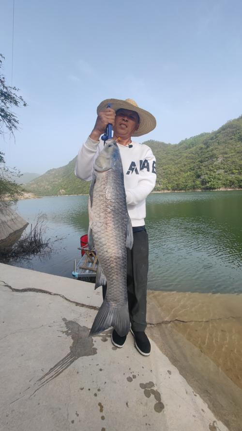 中國釣魚大師排行榜_中國最牛的民間釣魚高手_中國釣魚大師成就
