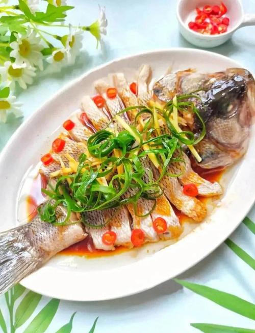 蒸魚不放鹽和醬油_清蒸魚正確做法_清蒸魚的做法必看