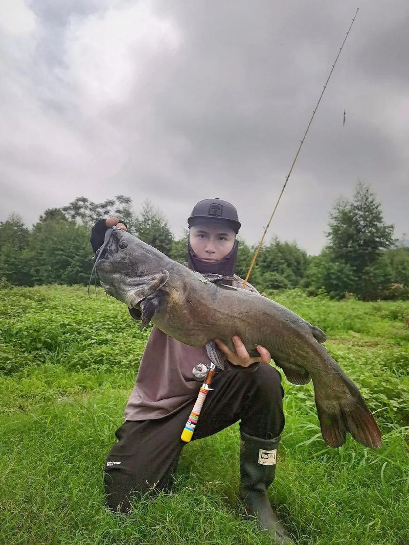 玉林寒山水庫晚上有人去嗎_玉林寒山水庫釣魚_玉林寒山水庫塘鲺