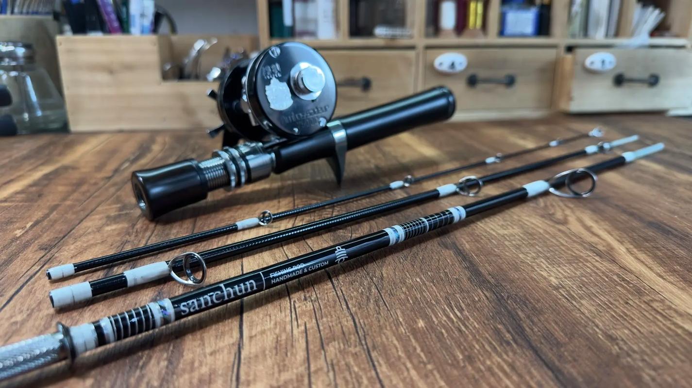 魚竿玻璃纖維和碳素哪個好_碳素魚竿和玻璃纖維魚竿的區別_魚竿纖維玻璃區別碳素和鋼絲