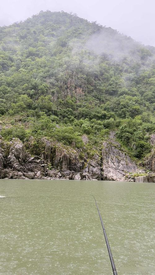 漢源湖垂釣體驗_漢源湖唯美風光_求雅安漢源湖釣點
