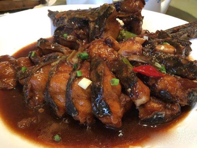 紅燒中華鱘魚做法步驟_中華鱘魚營養價值功效_清蒸鱘魚的家常做法