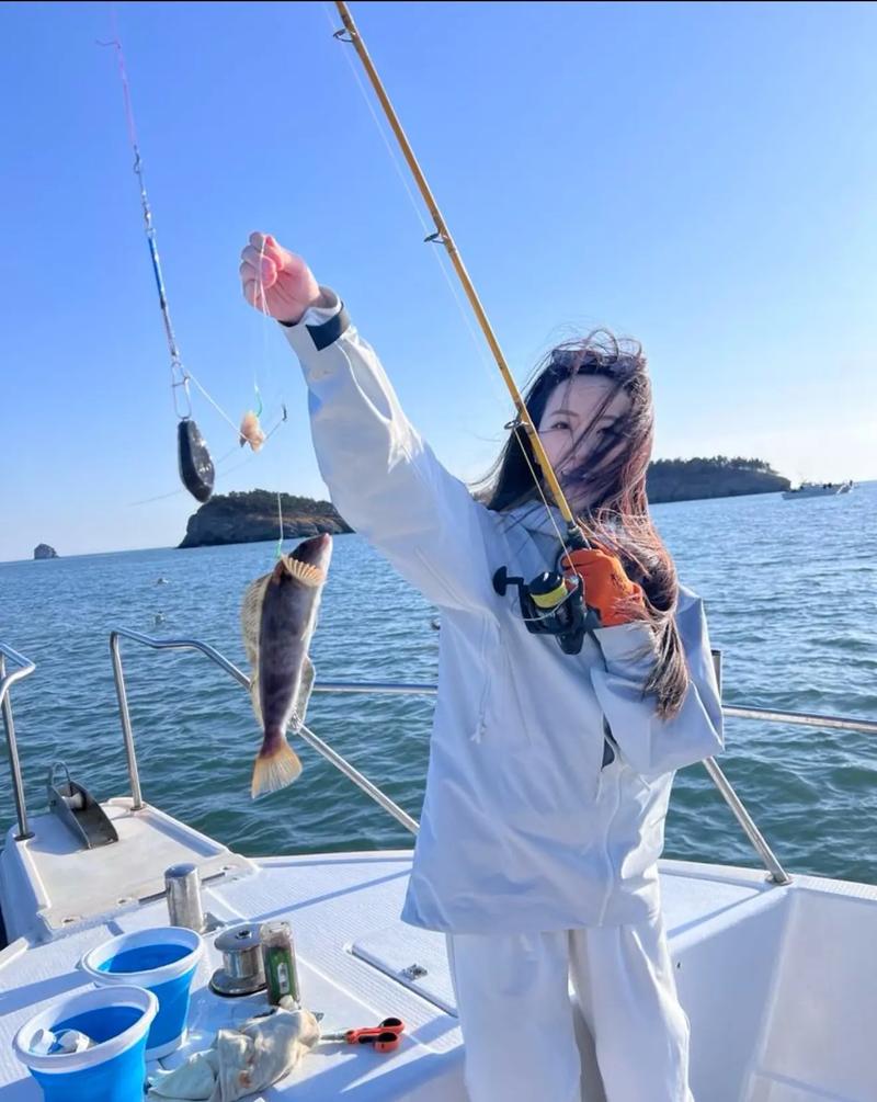 釣魚海上句子怎么寫_魅力無窮的海上釣魚_海上釣魚