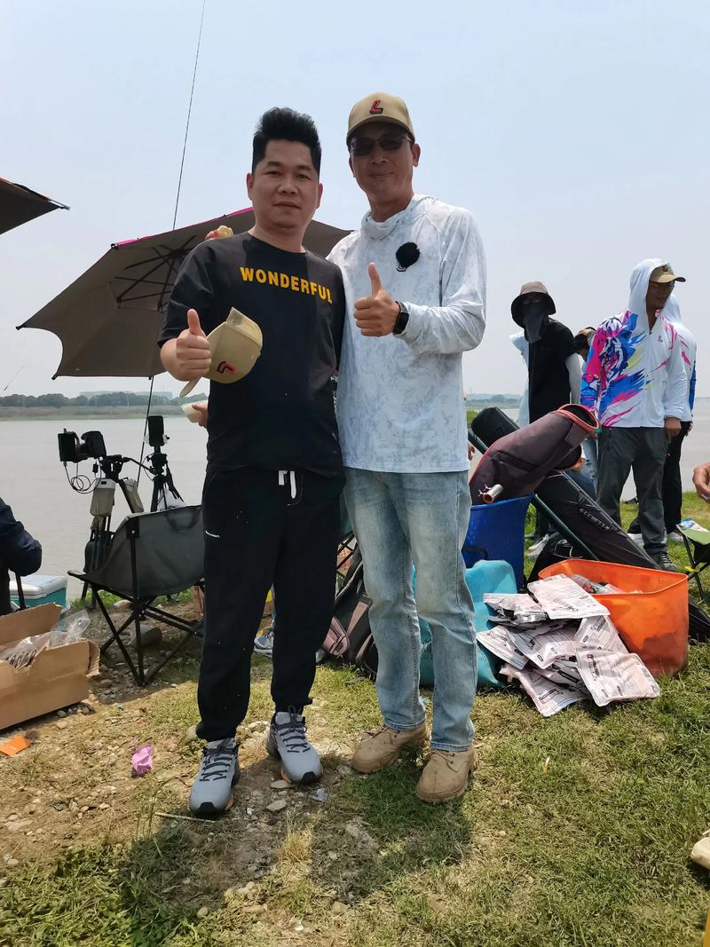 游釣江湖第41集 石板灘水庫 冬季垂釣_游釣江湖-黑龍江第一季01