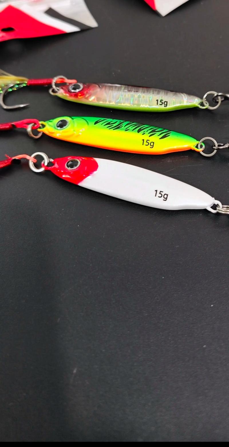 路亞新手必備裝備選擇_路亞釣法入門技巧_路亞釣翹嘴用哪種假餌效果比較好?