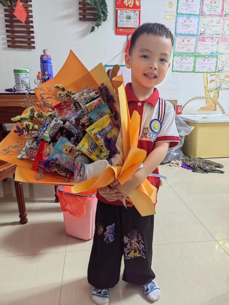 六一花束_零食花束_花束零食包法教程圖片