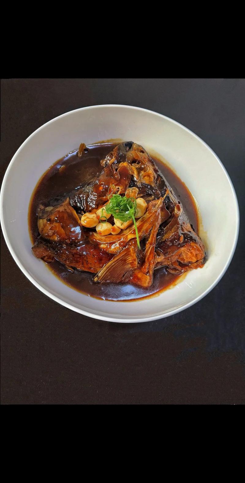 名廚必會的紅燒鰱魚頭做法必看_如何做紅燒鰱魚_怎樣做紅燒鰱魚頭