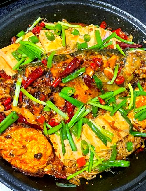 燉草魚食譜_家常草魚_香辣草魚做法