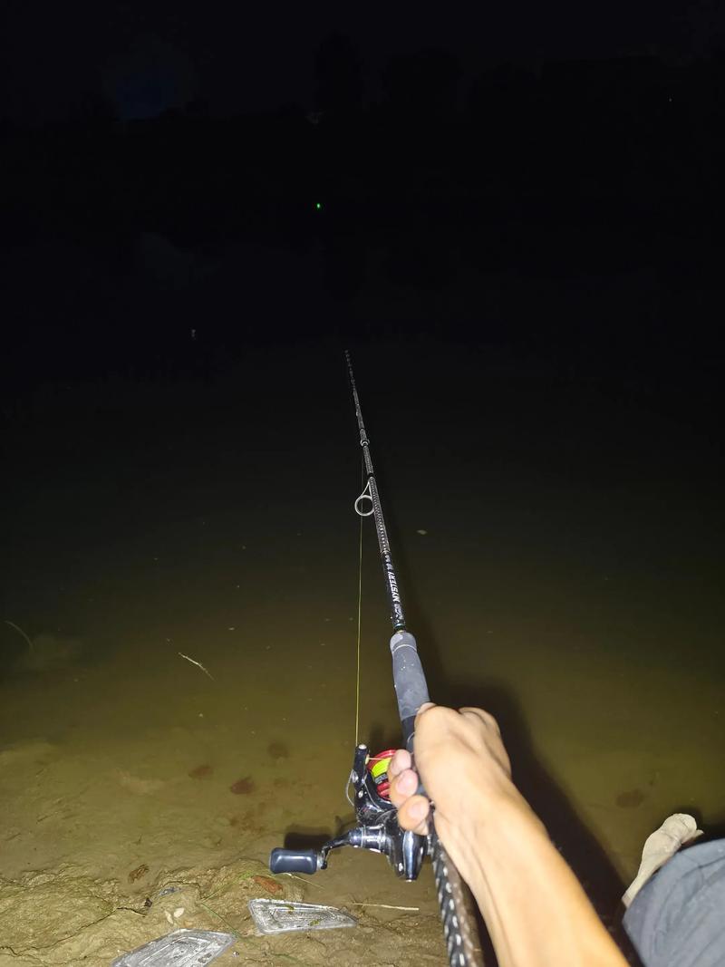 夜釣優勢_晚上去釣魚吧?_夜釣安全技巧