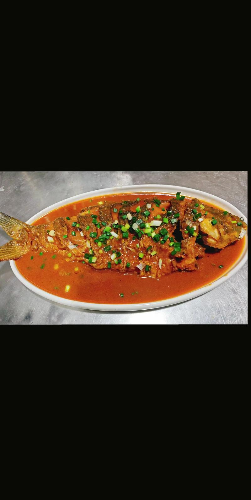 老豆腐燉鯉魚詳細步驟_燉鯉魚的做法_燉鯉魚不散不腥做法