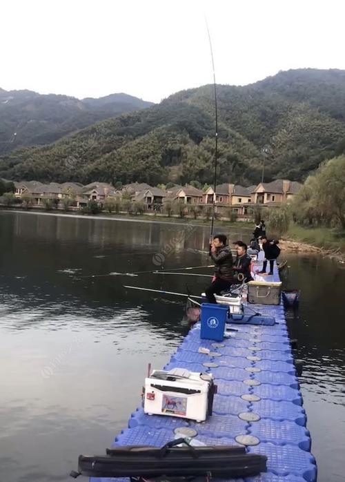 古新河內河垂釣開放區施工_杭州釣場_杭州釣場大全_杭州哪里能釣魚_杭州古新河垂釣區