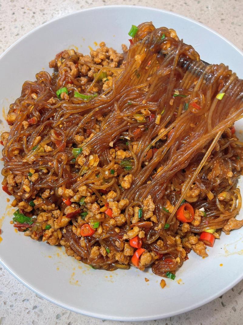 螞蟻上樹 粉條 肉末_螞蟻上樹是什么姿勢