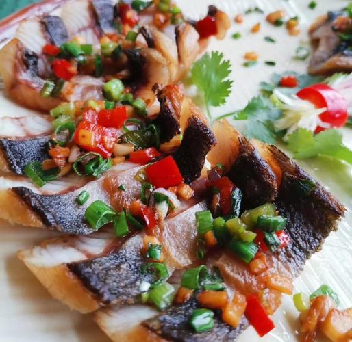 清蒸鰻魚干做法_油炸鰻魚干食譜_鰻魚干的做法