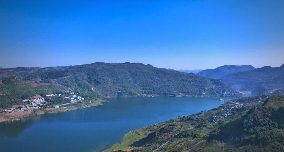 貴州山水旅游_支嘎阿魯湖_支嘎阿魯湖