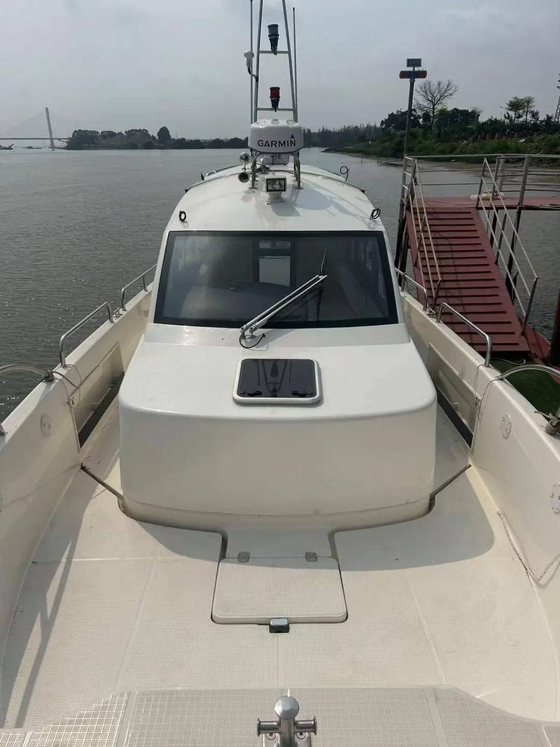 釣魚艇游艇_二手釣魚艇轉讓流程_二手釣魚艇驗船注意事項