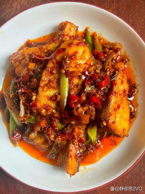 鯰魚去腥技巧_鯰魚紅燒魚塊的家常做法?_江蘇鯽魚做法