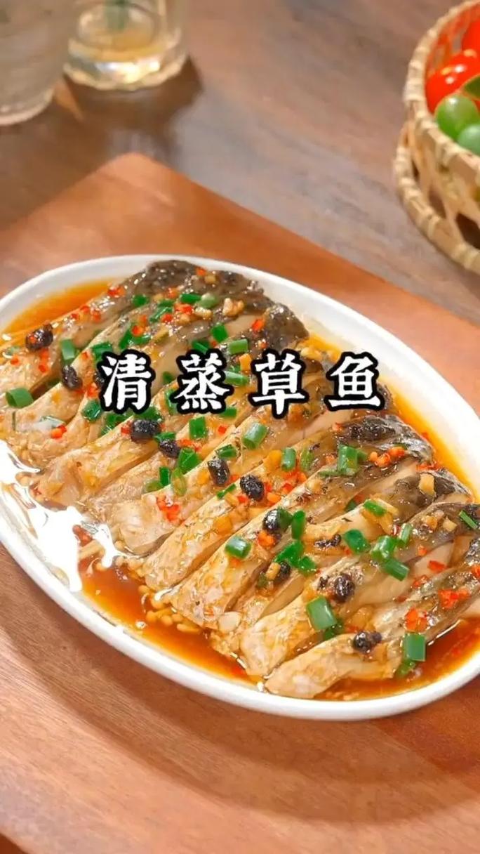 紅燒整條草魚的4種做法_紅燒草魚的家常做法_草魚腌制油炸燴制做法