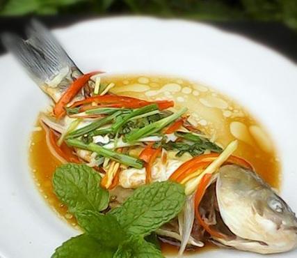 鯽魚營養價值_清蒸鯽魚做法_蒸鯽魚的做法