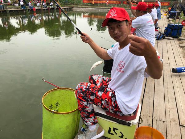 鄭州釣魚吧_鄭州炎黃釣魚比賽_河南體彩杯釣魚賽