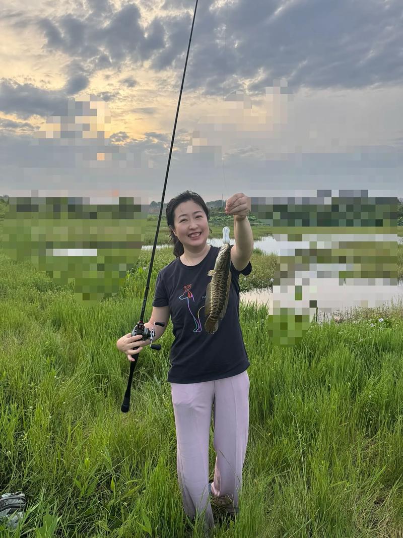 路亞海釣黑鯛技巧_海釣黑鯛攻略_路亞釣魚視頻_路亞釣法視頻_路亞黑魚視頻-