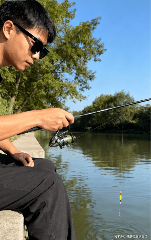偏光鏡片特點分析_釣魚眼鏡原理_釣魚眼鏡選購指南