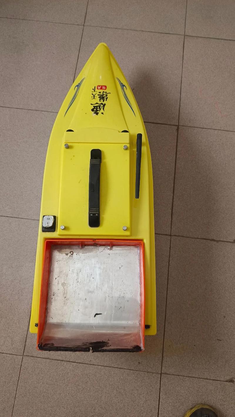 讓保羅釣魚打窩船_垂釣打窩船_打窩船釣法