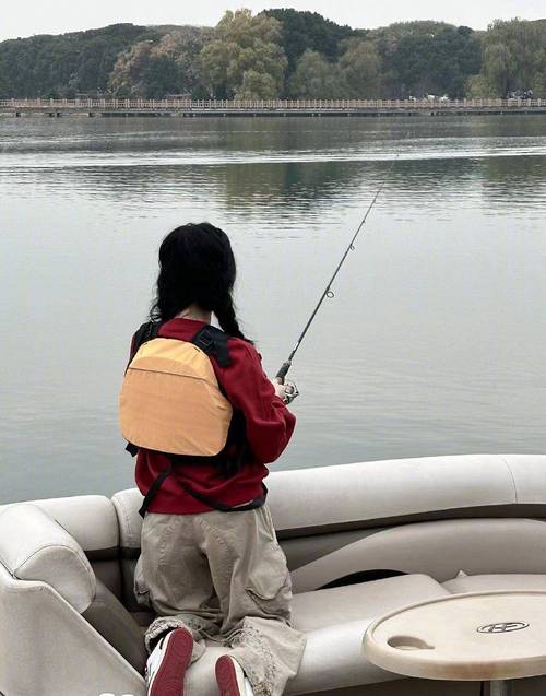 漁具垂釣_年輕人釣魚愛好者_95后垂釣市場分析