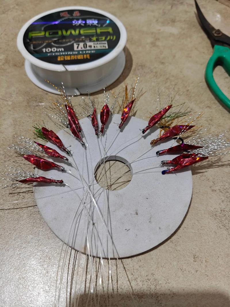 自制鰱鳙餌料方法_釣鰱鳙餌料配方分享_自制魚餌最簡單的方法?