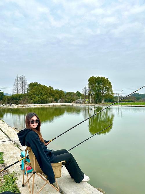 俠客風云釣魚老頭_俠客風云傳杭州釣魚點_西湖畔釣魚攻略