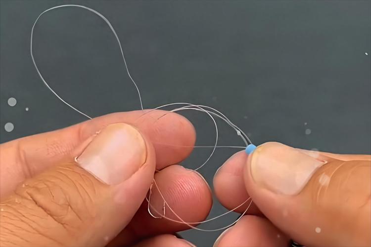 跑鉛釣法技巧_釣魚子線綁法_子線加鉛釣法