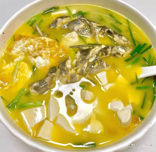 黃蜂魚酸菜湯做法?_黃蜂魚豆腐湯做法_紅燒黃蜂魚做法