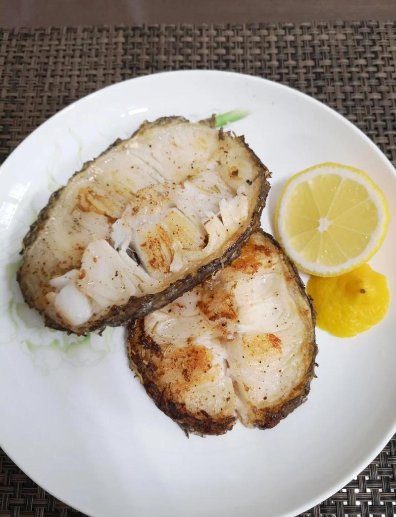 銀雪魚怎么做才好吃?_口水魚做法_水煮魚做法