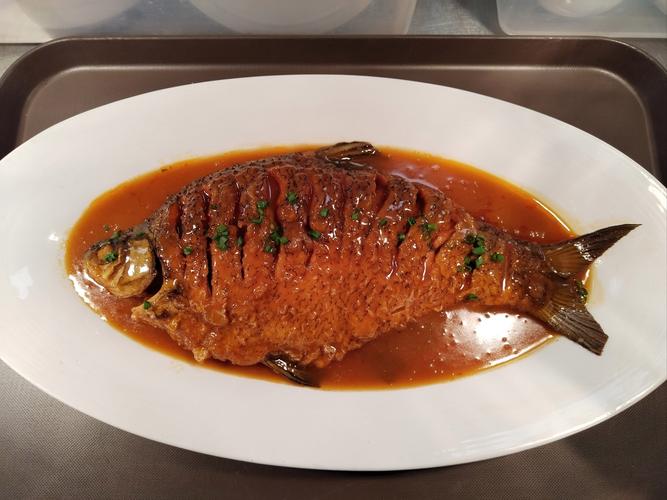 清蒸武昌魚做法_武昌魚的做法_武昌魚冷水蒸法