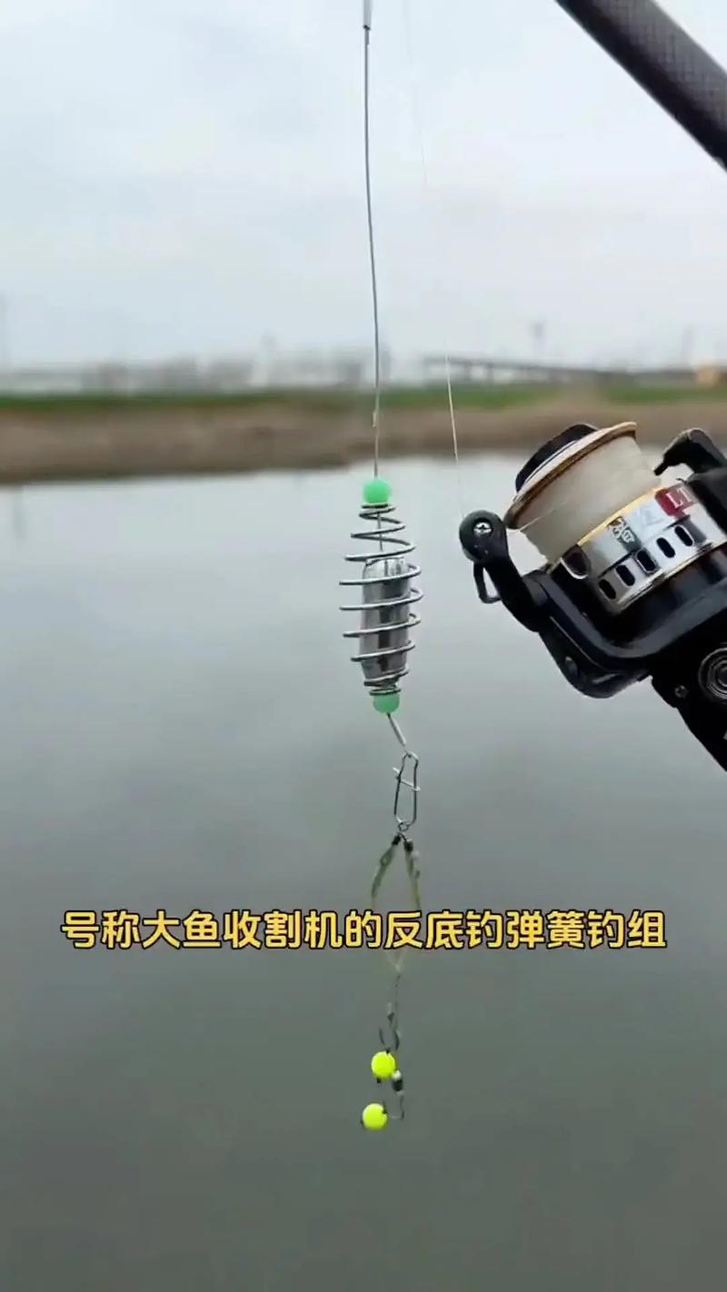 夏季池塘海竿釣大魚技巧_海竿釣大魚注意事項_春季用海桿釣魚技巧