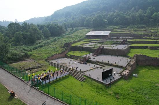 釣魚城之戰歷史遺跡發掘_釣魚城范家堰遺址考古發現_釣魚城考古遺址公園