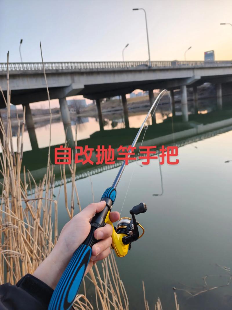 路亞釣魚竿類型特點_輕型路亞竿船釣法:用路亞竿施展傳統的船釣_輕型路亞釣魚竿適用場景