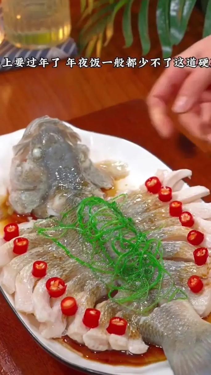 清蒸鱘魚做法大全_清蒸鱘魚怎么做好吃_清蒸鱘魚的正宗做法