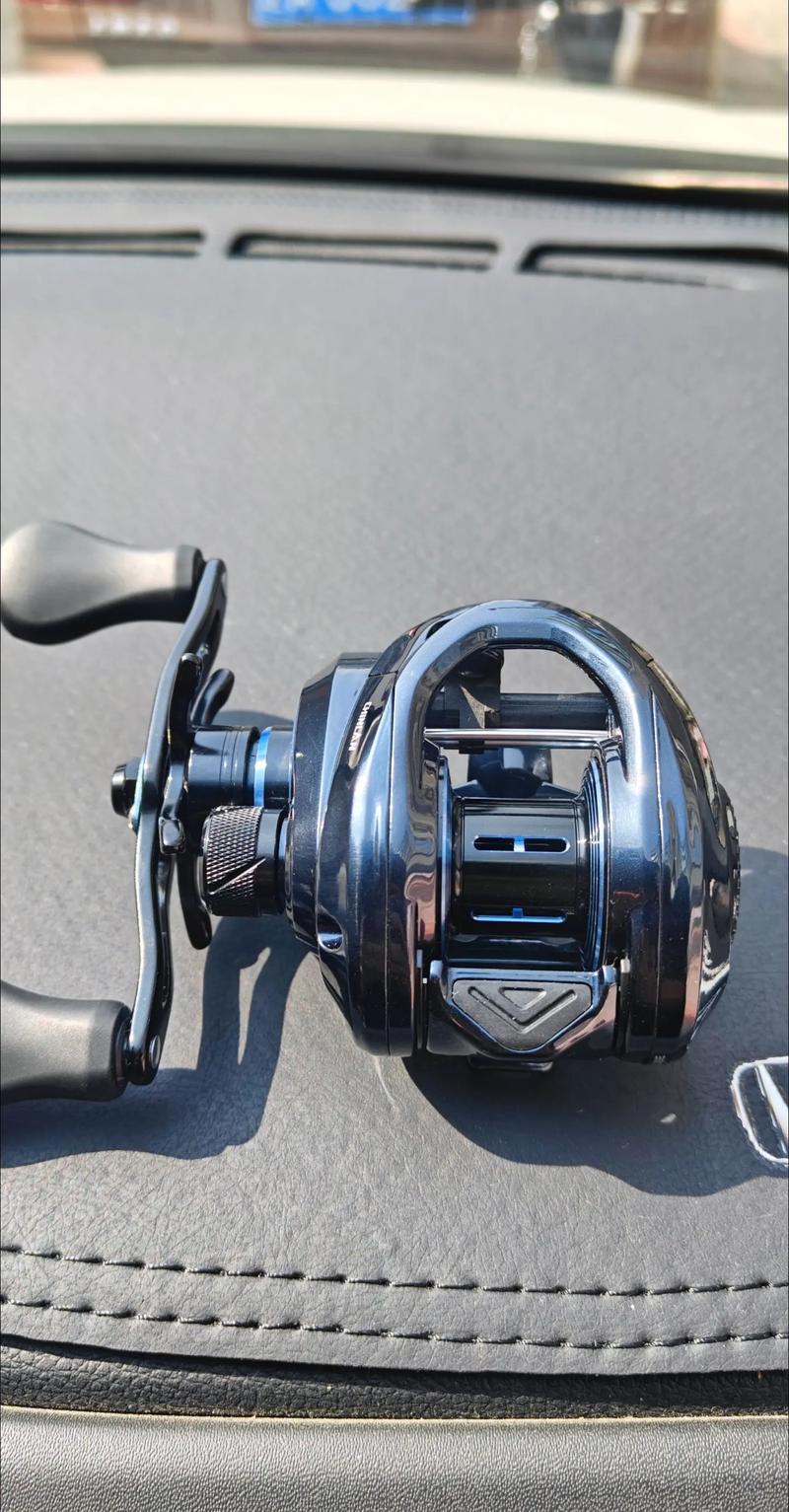 路亞竿選擇技巧_新手路亞誤區_水滴輪的使用